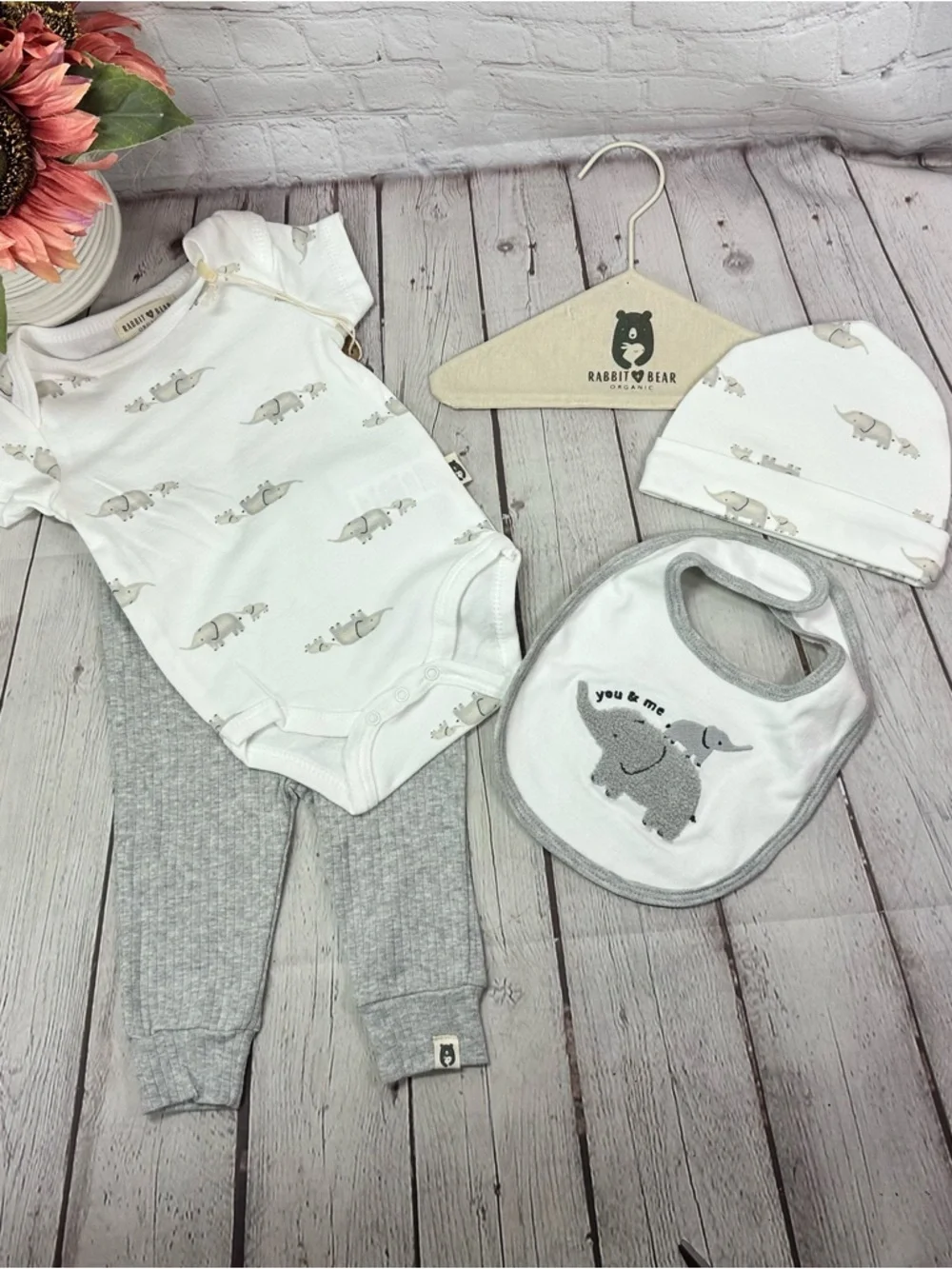 NWT Rabbit & Bear Elephant Baby Set 3-6M unisex neutral layette set